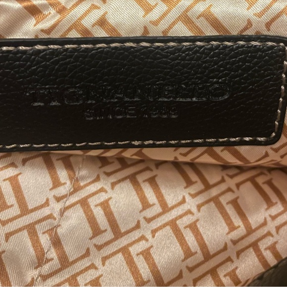 Tignanello Black Leather Y2K Crossbody Bag Silver Hardware - Picture 7 of 11
